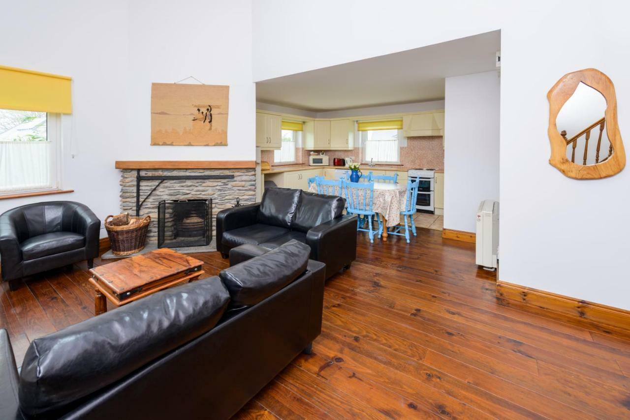 Dingle Centre Townhouse An Capall Dubh Ντίνγκλε Εξωτερικό φωτογραφία